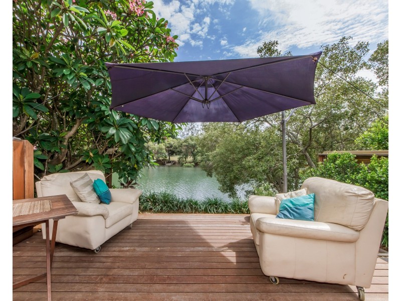 1/5 Royal Palm Court, Southport QLD 4215