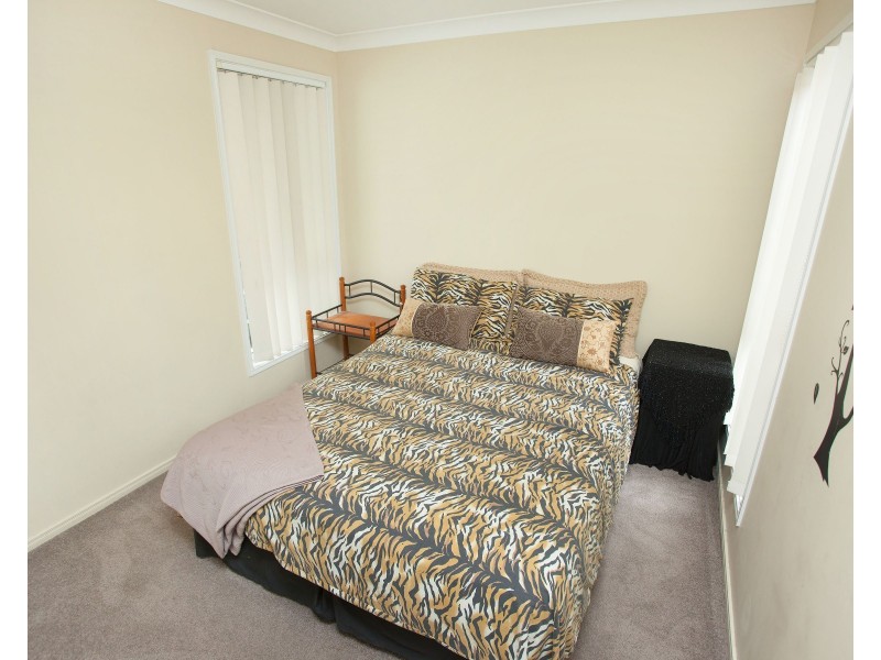 162 Greenacre Drive, Arundel QLD 4214