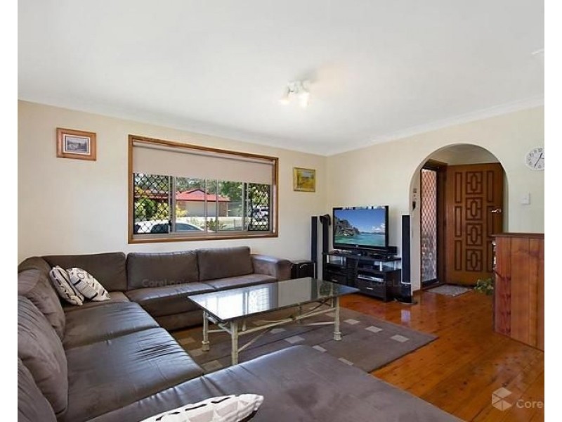 74 Woomera Crescent, Southport QLD 4215