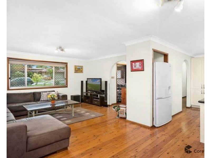 74 Woomera Crescent, Southport QLD 4215