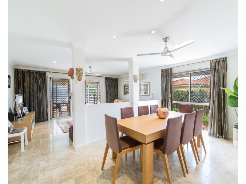 1/16 Catherine Court, Labrador QLD 4215