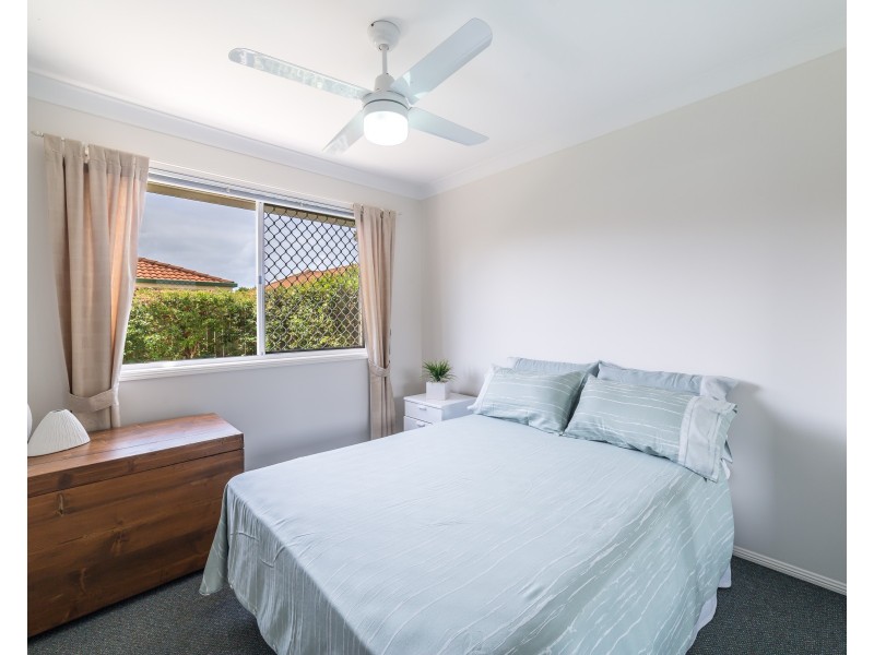 1/16 Catherine Court, Labrador QLD 4215