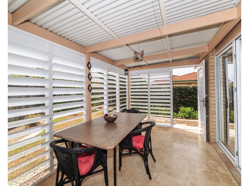 1/16 Catherine Court, Labrador QLD 4215