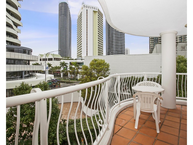 1211/24-26 Queensland Avenue, Broadbeach QLD 4218