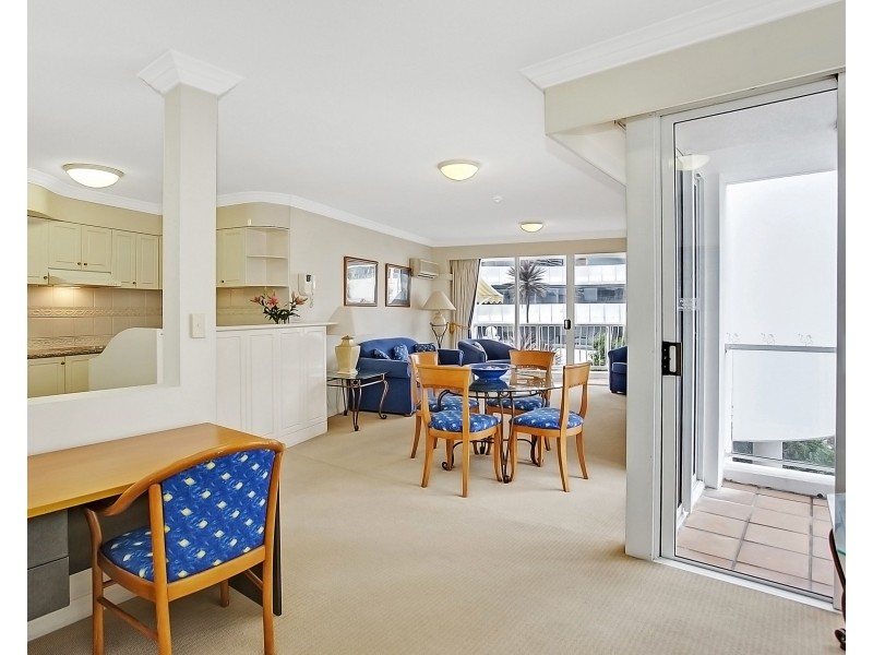 1211/24-26 Queensland Avenue, Broadbeach QLD 4218