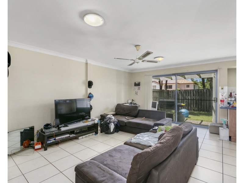 15/2 Studio Drive, Pacific Pines QLD 4211