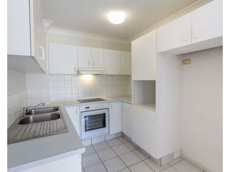 10/26 Back Street, Biggera Waters QLD 4216