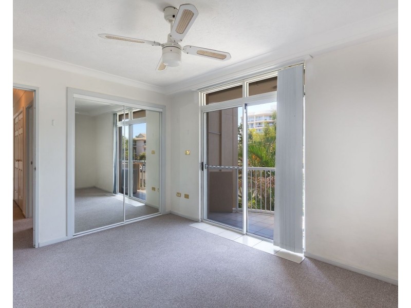 10/26 Back Street, Biggera Waters QLD 4216