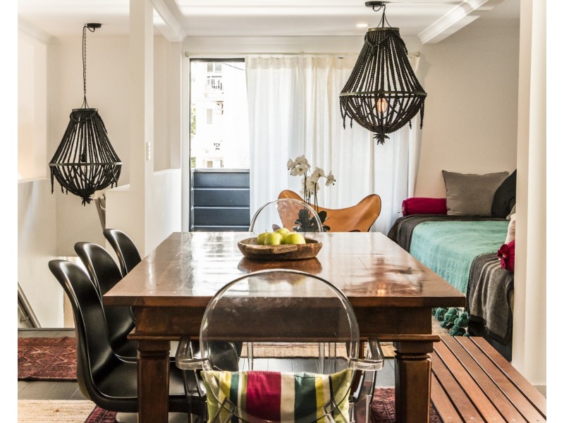 47 Palm Avenue, Surfers Paradise QLD 4217