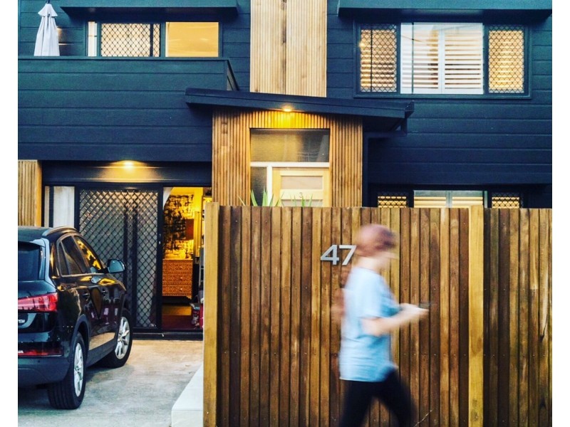 47 Palm Avenue, Surfers Paradise QLD 4217