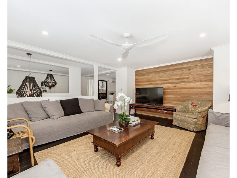 47 Palm Avenue, Surfers Paradise QLD 4217