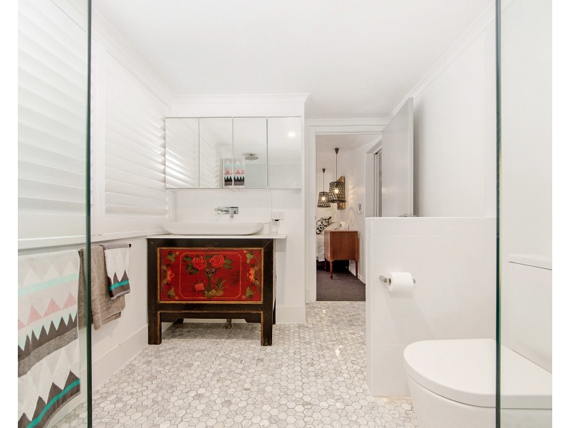 47 Palm Avenue, Surfers Paradise QLD 4217