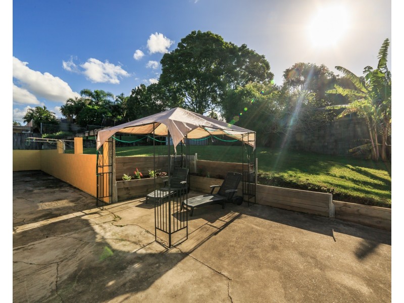 10 Cairngorm Street, Carrara QLD 4211