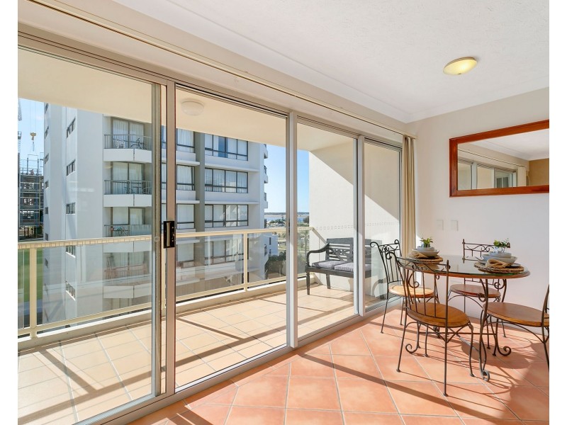80/106 Marine Parade, Southport QLD 4215