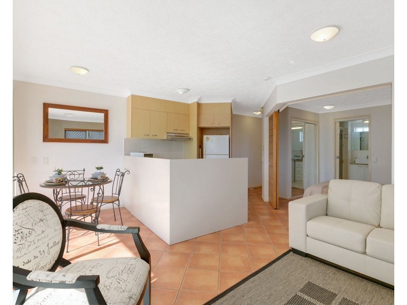 80/106 Marine Parade, Southport QLD 4215