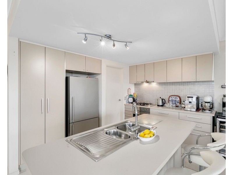 1/3108 The Boulevarde, Carrara QLD 4211