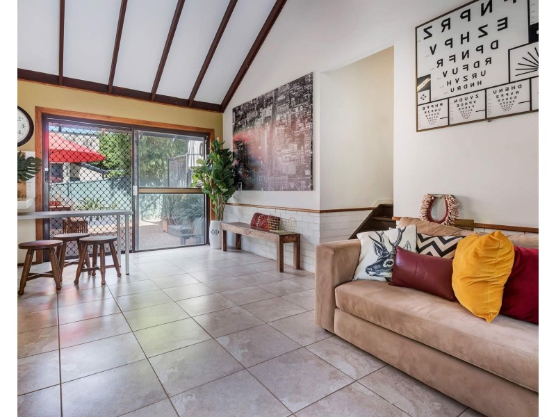 118 Plateau Crescent, Carrara QLD 4211