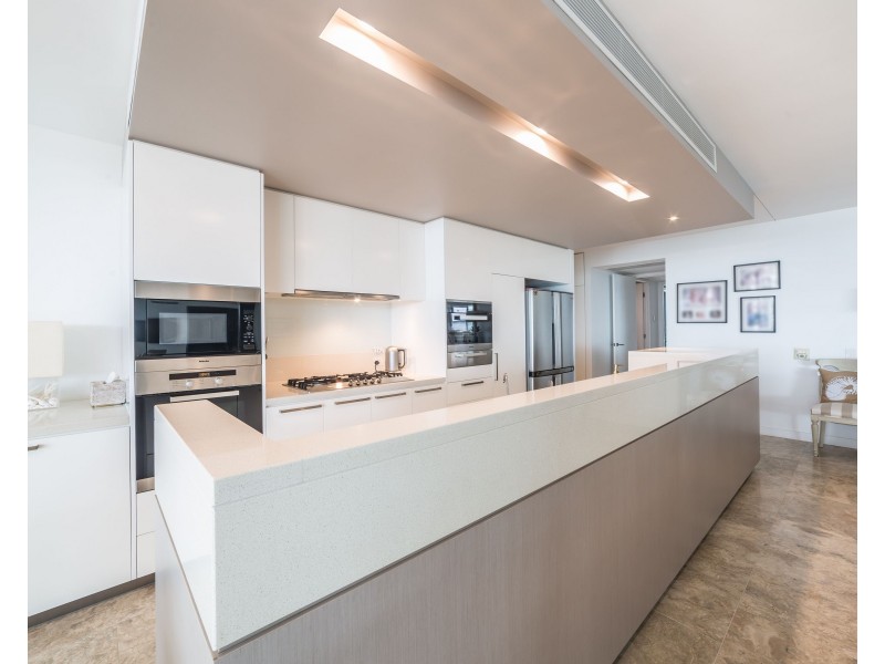 1302/323 Bayview Street, Hollywell QLD 4216