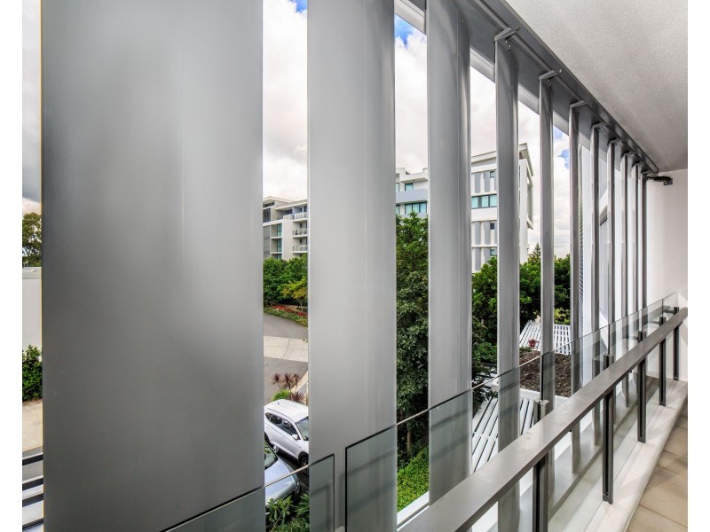 1302/323 Bayview Street, Hollywell QLD 4216