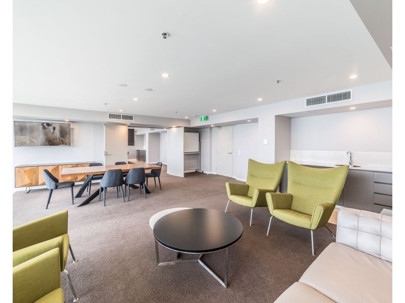 2205/3440 Surfers Paradise Boulevard, Surfers Paradise QLD 4217