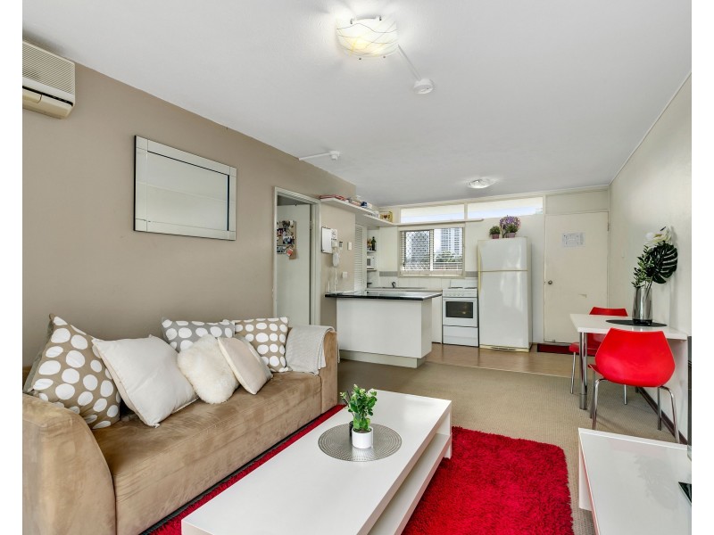 6/69-73 Ferny Avenue, Surfers Paradise QLD 4217