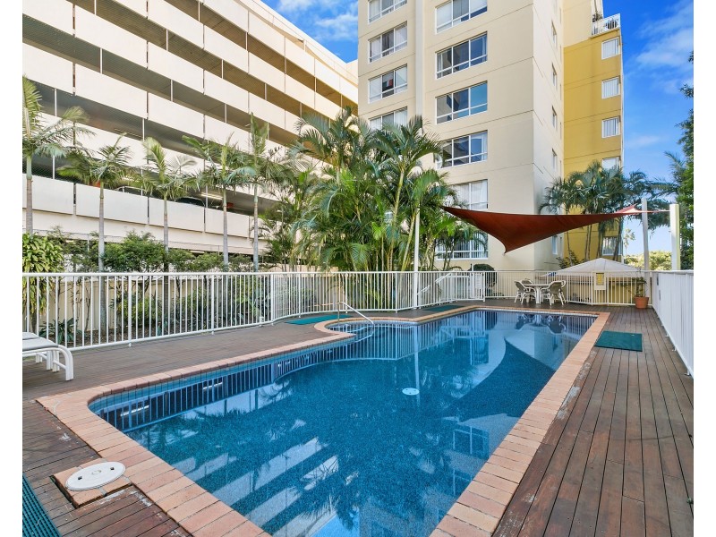 35/30 Marine Parade, Southport QLD 4215
