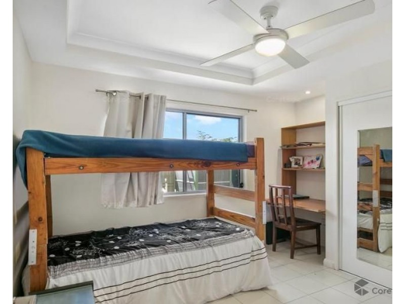 22 Kumbari Avenue, Southport QLD 4215