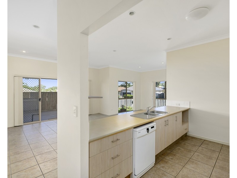 2/6 Lacy Lane, Upper Coomera QLD 4209