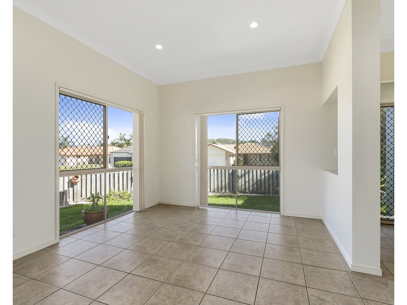 2/6 Lacy Lane, Upper Coomera QLD 4209