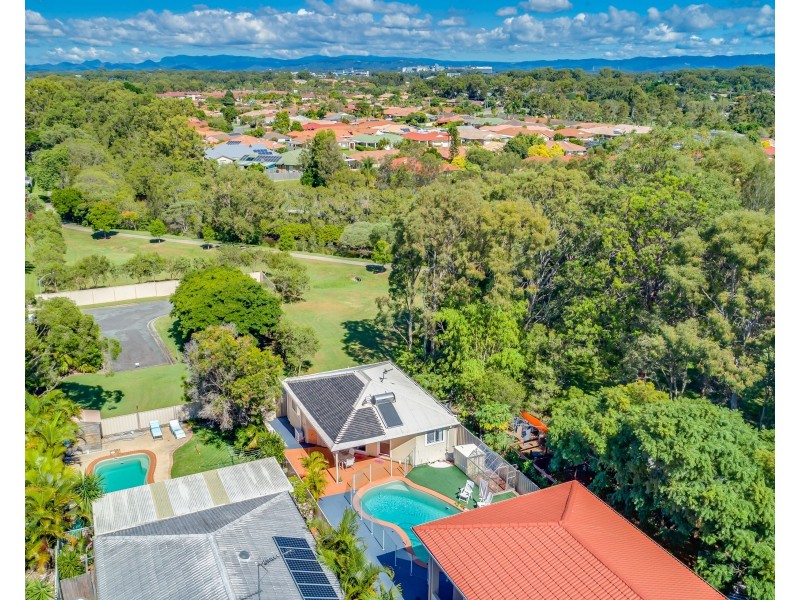24 Beitz Avenue, Labrador QLD 4215