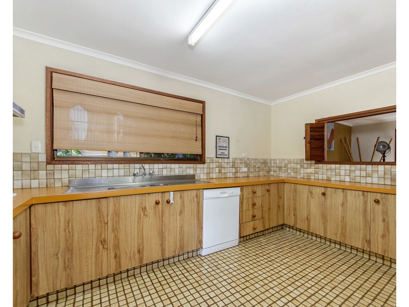 58 Slatyer Avenue, Bundall QLD 4217