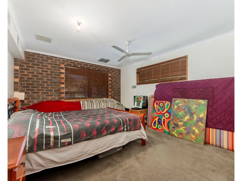 58 Slatyer Avenue, Bundall QLD 4217