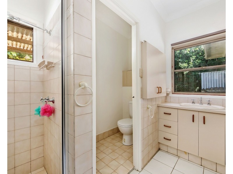 32 Shirley Street, Southport QLD 4215