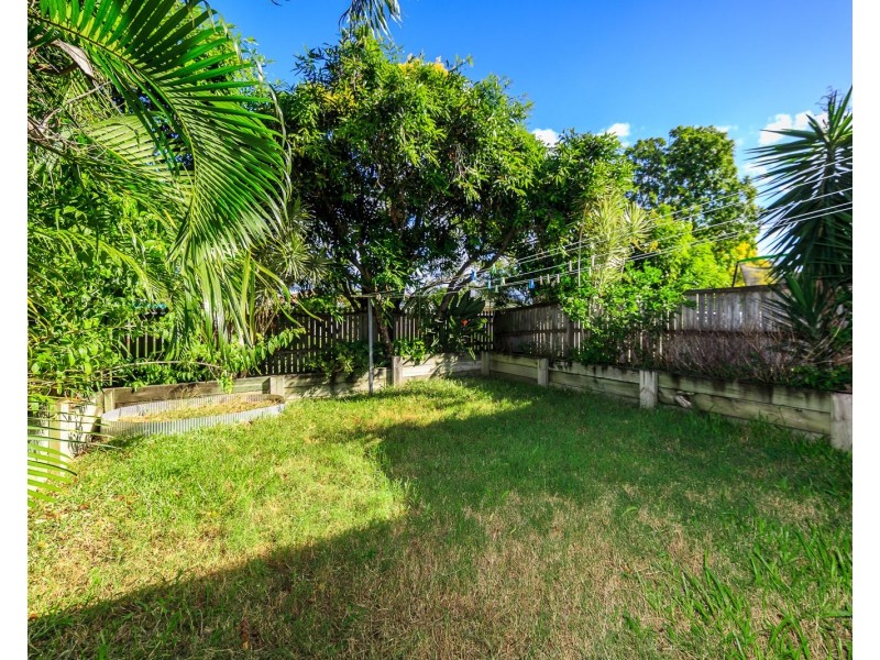 41/75 Brown Street, Labrador QLD 4215