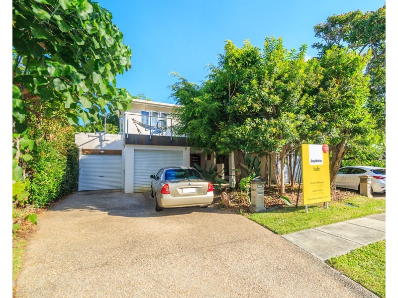 1/104 Eugaree Street, Southport QLD 4215