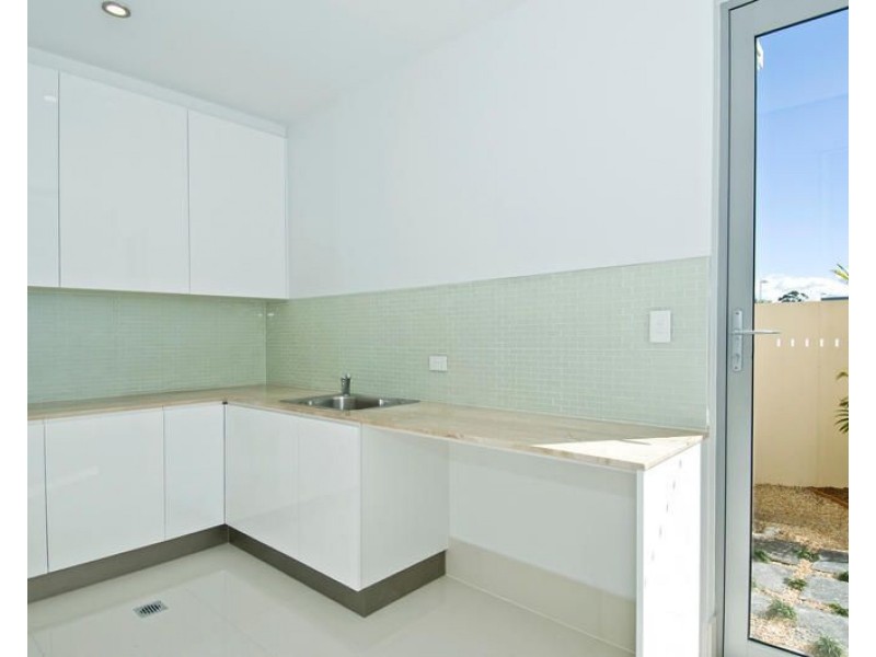 8006B Vista Drive, Benowa QLD 4217