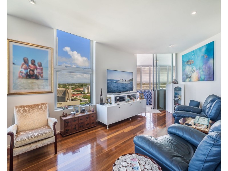 32/242-244 Marine Parade, Labrador QLD 4215