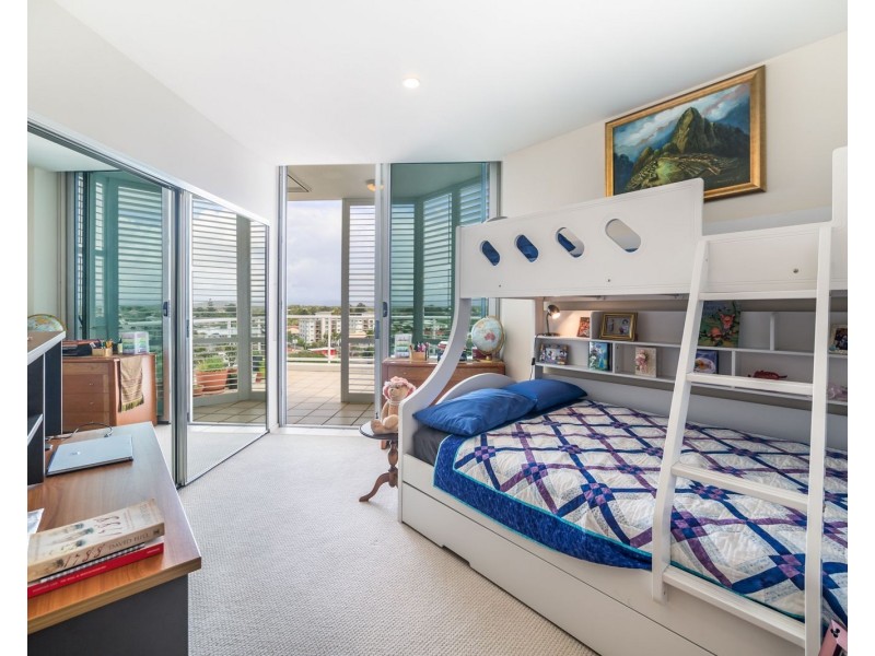 32/242-244 Marine Parade, Labrador QLD 4215