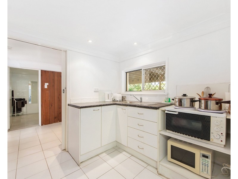 18 Joden Place, Southport QLD 4215