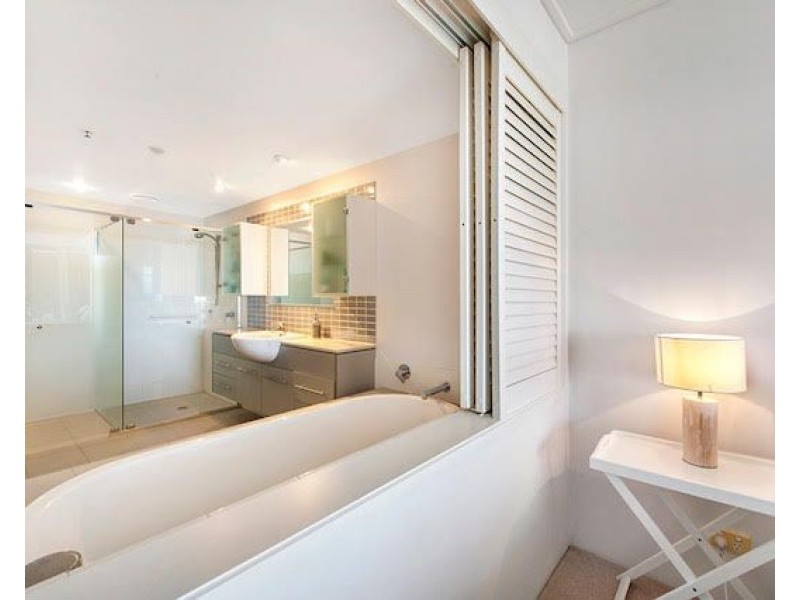 229/105 Scarborough Street, Southport QLD 4215