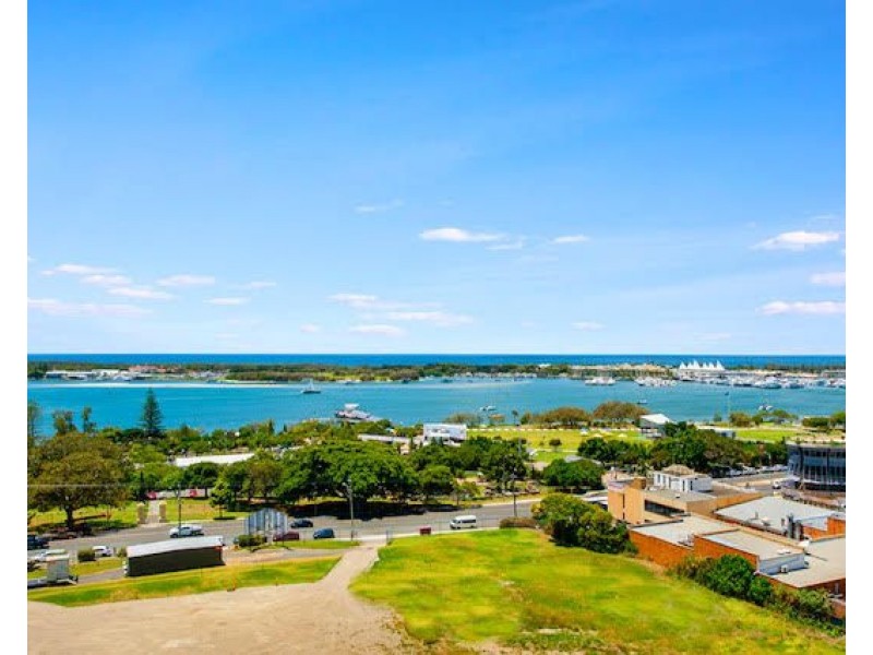 229/105 Scarborough Street, Southport QLD 4215