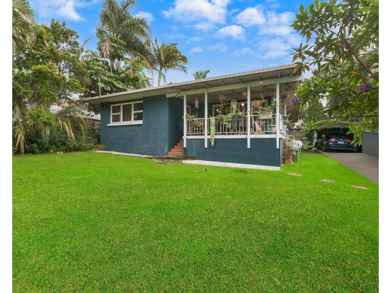 11 Bambarra Street, Southport QLD 4215