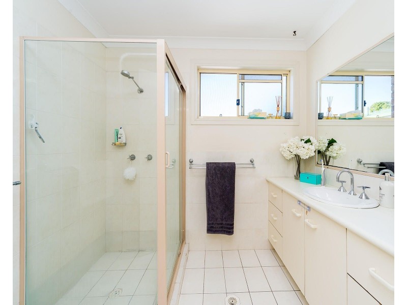 1/23 Deakin Avenue, Southport QLD 4215