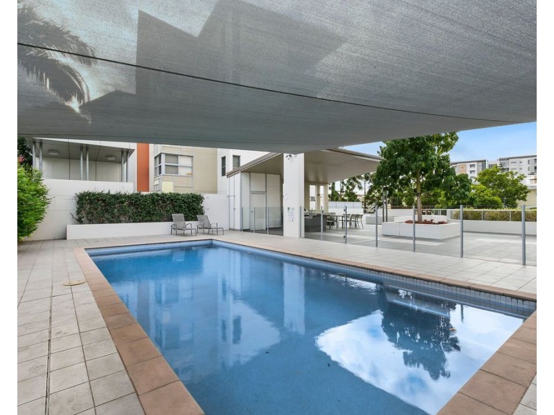 110/60 Riverwalk Avenue, Robina QLD 4226