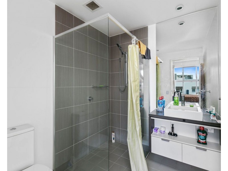 110/60 Riverwalk Avenue, Robina QLD 4226