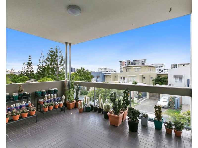 110/60 Riverwalk Avenue, Robina QLD 4226