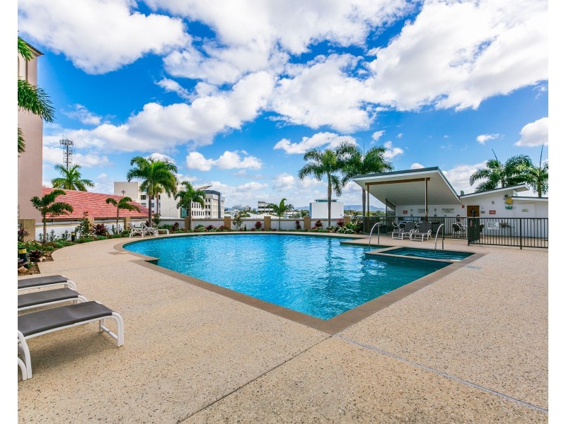 203/105 Scarborough Street, Southport QLD 4215