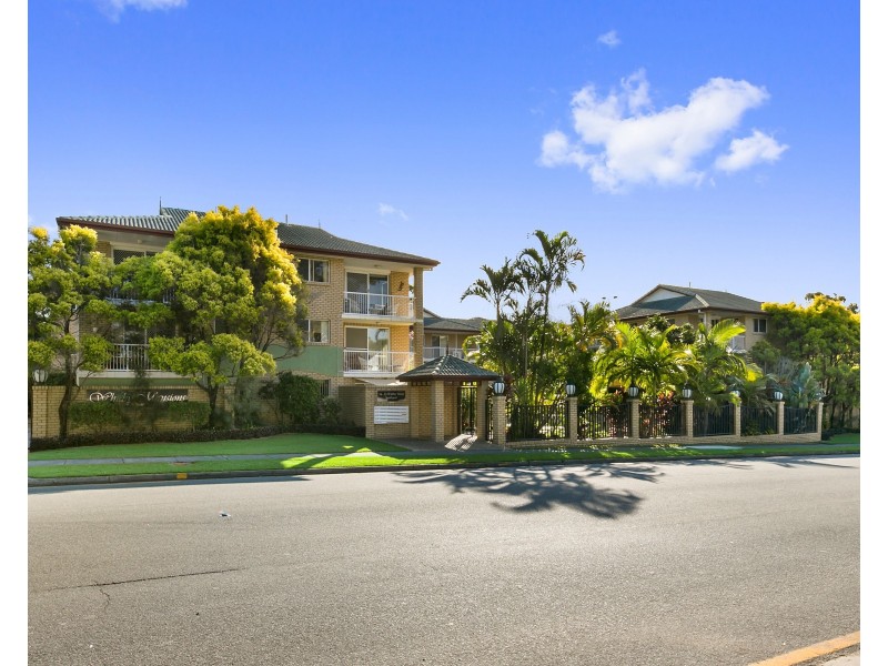 4/16 Whitby Street, Southport QLD 4215