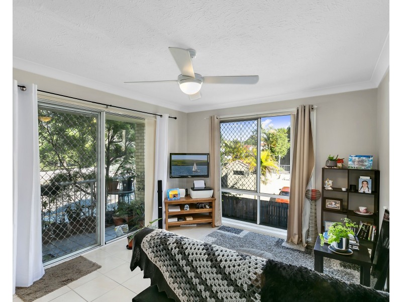 4/16 Whitby Street, Southport QLD 4215