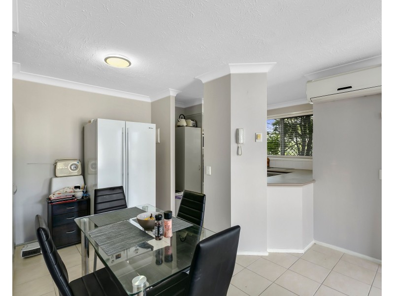 4/16 Whitby Street, Southport QLD 4215